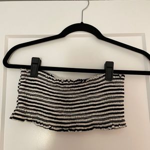 Black and White Tilly’s Crop Top